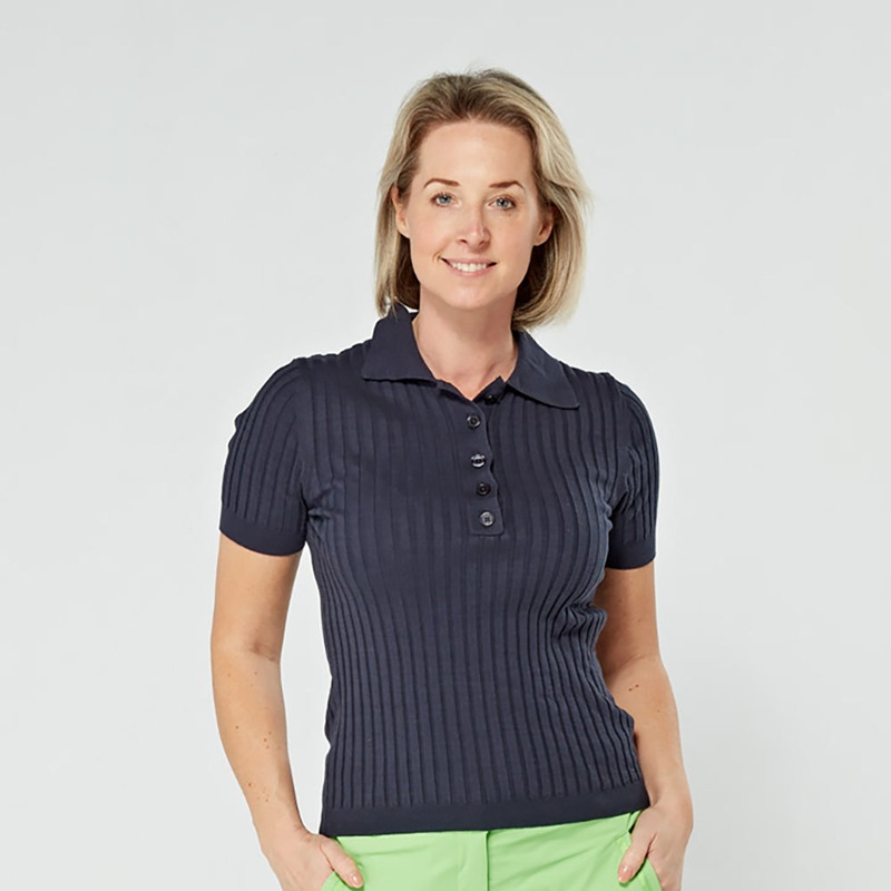 Swing Out Sister Women’s Short Sleeve Knitted Top in Navy Blazer