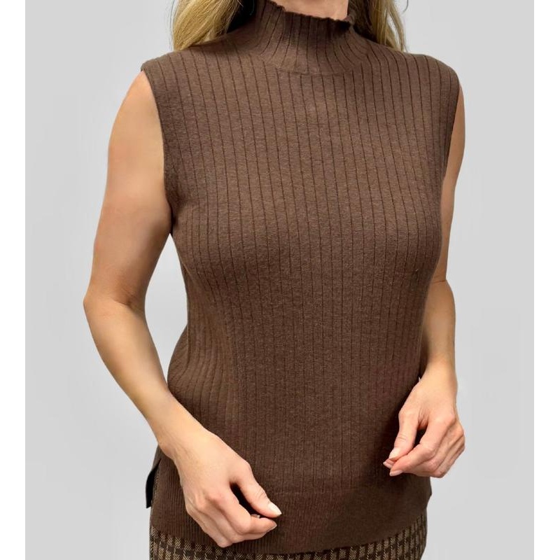 Atelier by Lyse Spenard S/L Mock Rib Top – Chocolate