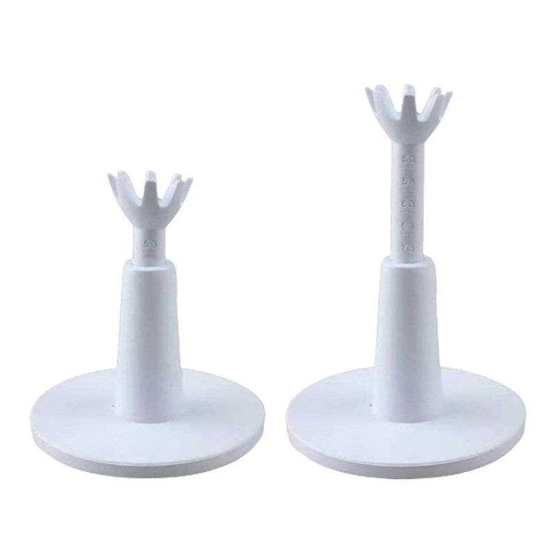 Golf tee set, white, adjustable and reusable, with sturdy construction, designed for golf training and competition, 2 pieces.