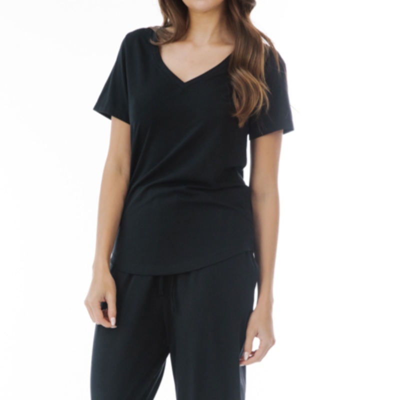 Paper Label Emilia S/S V-Neck Top – Black
