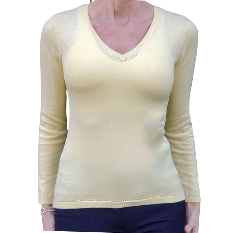 Alashan Cashmere V-Neck Pullover – Banana