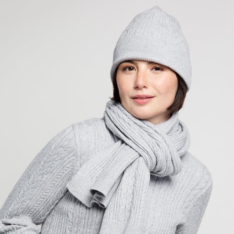 Atelier by Lyse Spenard Cable Knit Tuque – Grey